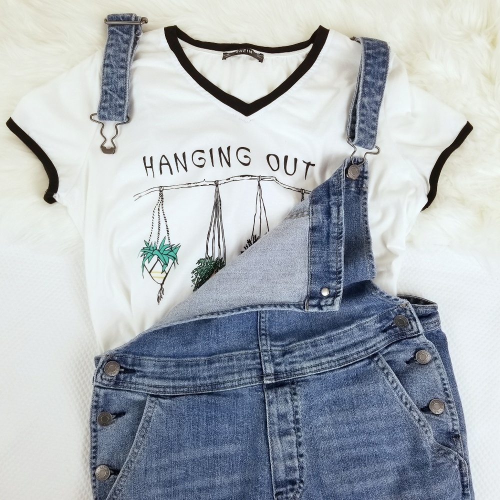 GAP Denim | Overalls and Tshirt Outfit | Sz S